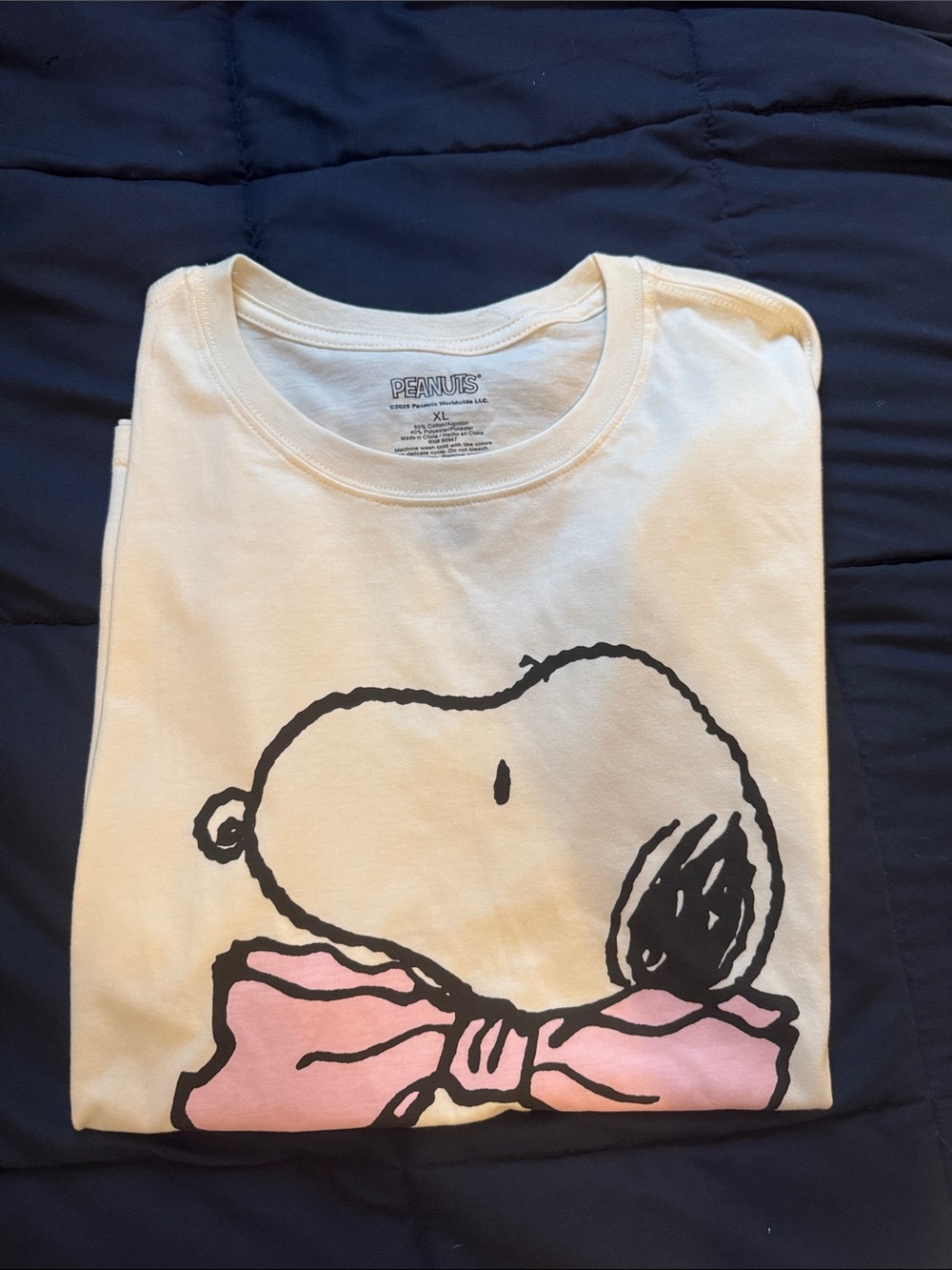 Peanuts Snoopy Graphic Tee - White with Pink Bow